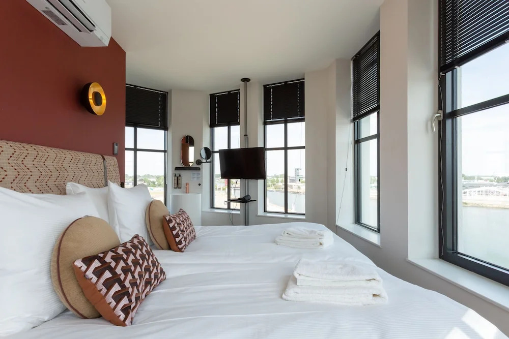 Hotel de Timmerfabriek I Kloeg Collection