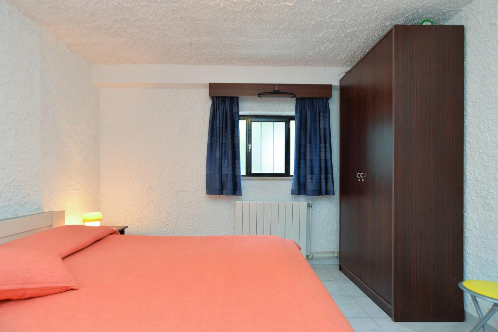 Apartment 1792