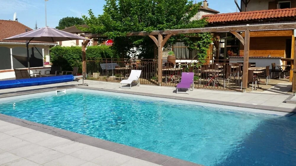 Logis Hôtel Restaurant Cruzel