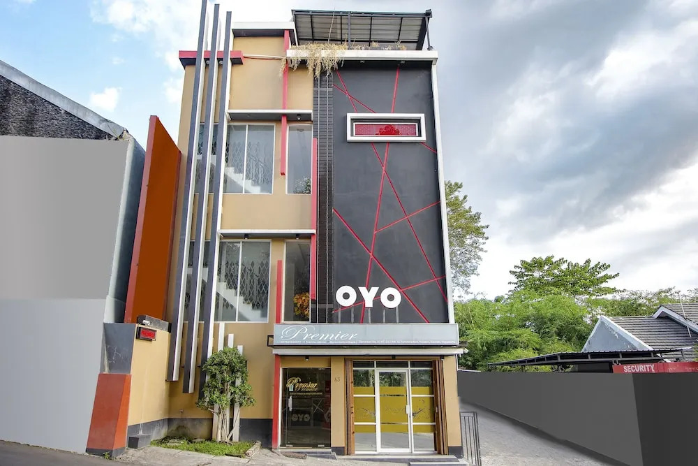 Premier Guest House by Oyo Rooms