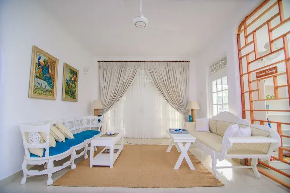 Yoho Sarah Boutique Villa