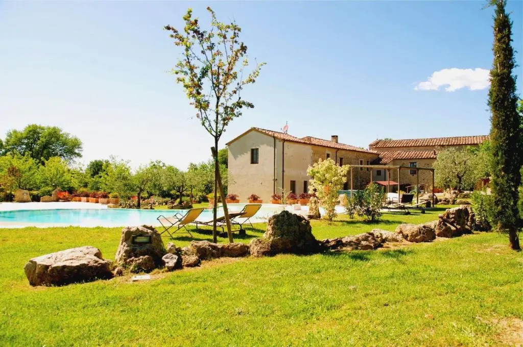 Wonderful private villa for 4 people with WIFI, pool, A/C, TV, terrace and parking