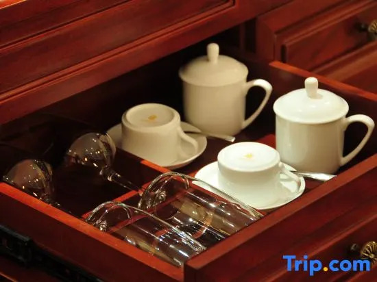 Jinghu International Hotel