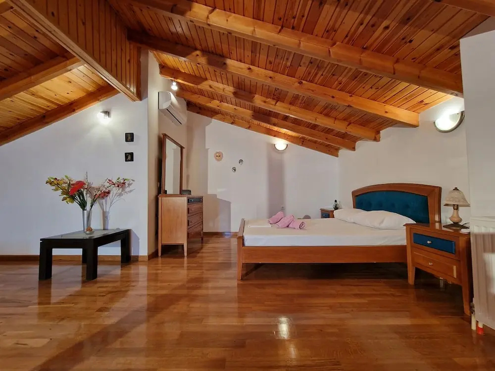 The Mirador Boutique Villa with Scenic Sea View