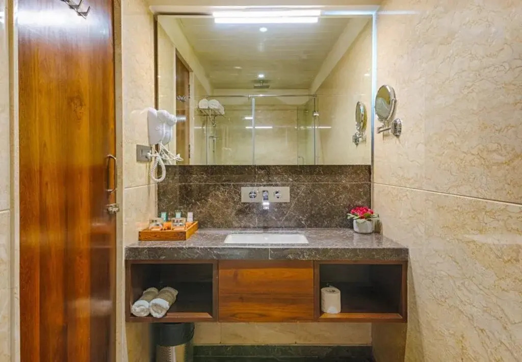 The Elements Service Apartment