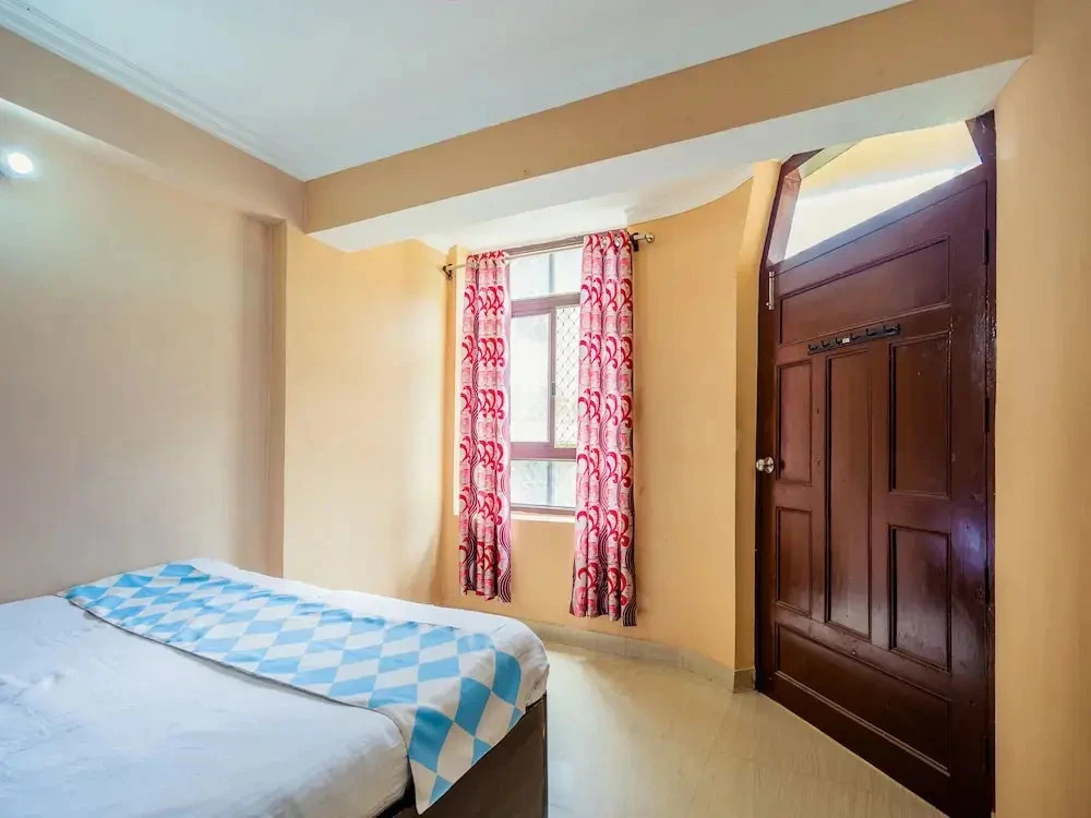 OYO 12395 Home Cozy 1BHK Near Mussoorie Bus Stand