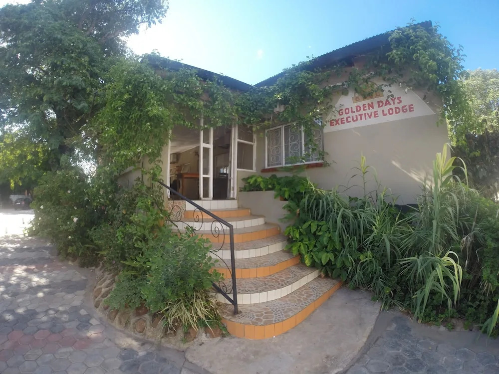 Golden Days Executive lodge