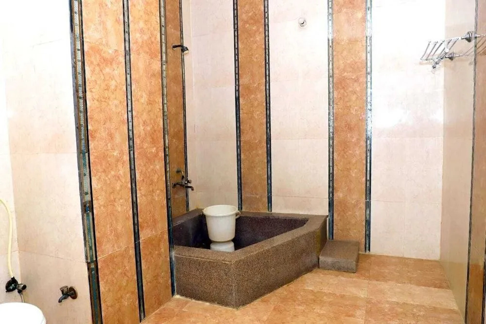 Hotel Prashant Palace