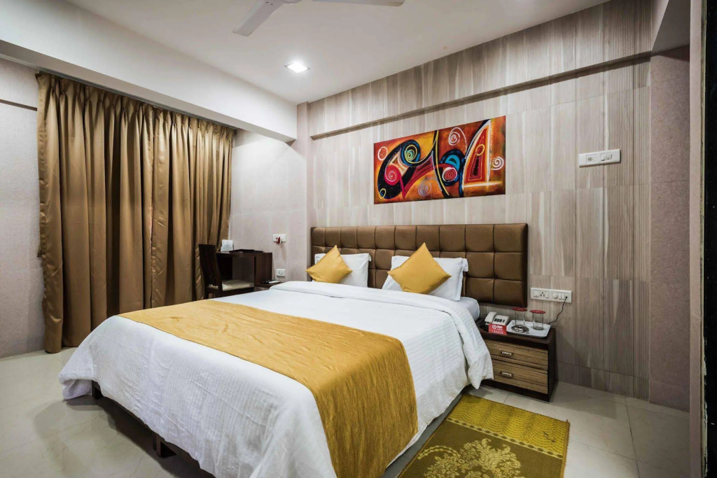 OYO Apartments Powai Lake