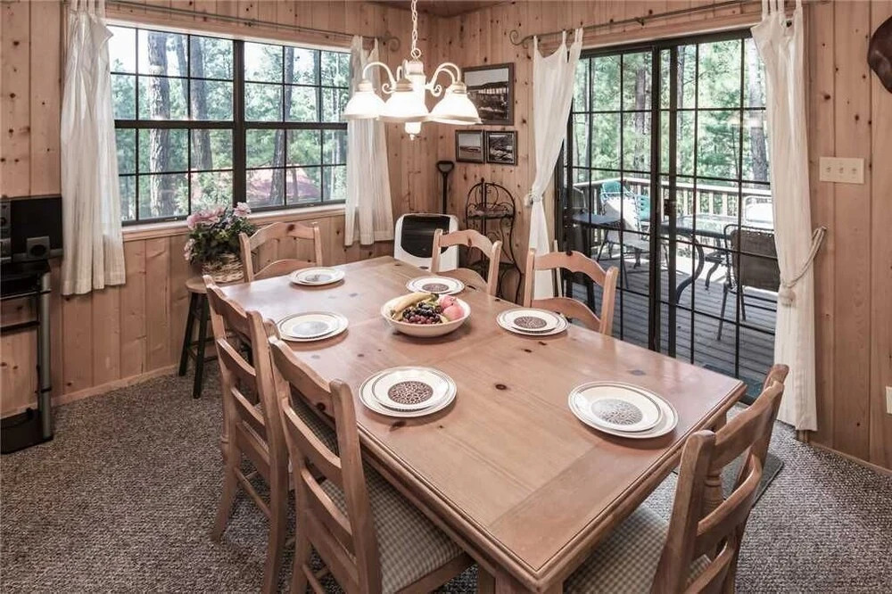 123 Rising Hill - Two Bedroom Cabin