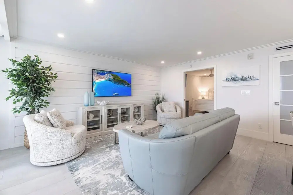 Lovely Marco Island Condo w/ Private Bay View