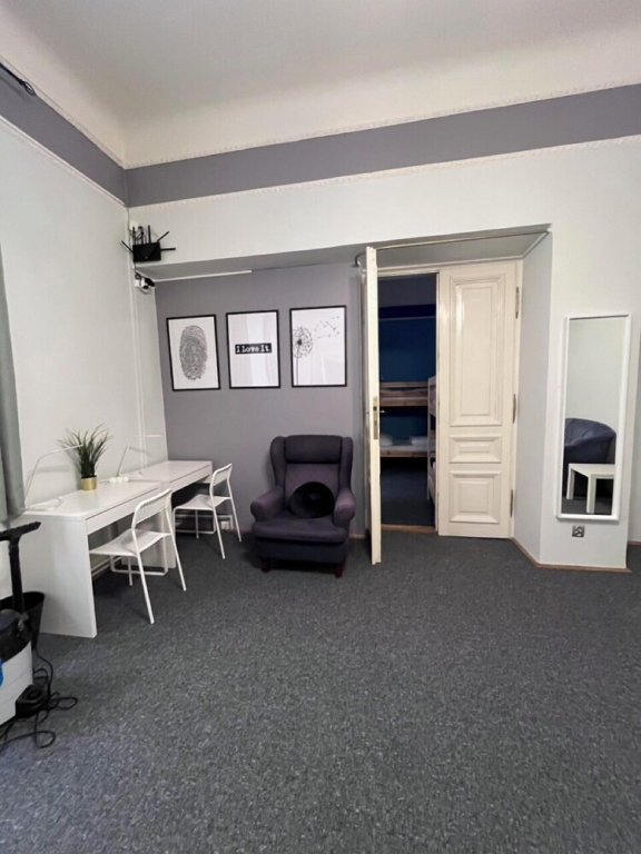 GIRLS Dorm Apartment