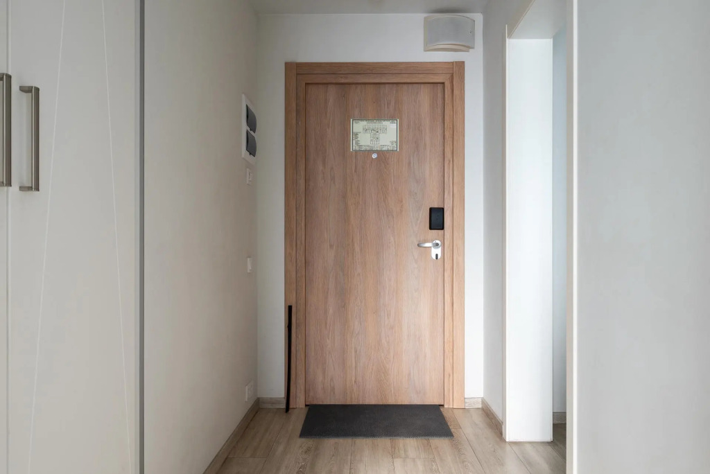MyHome YourHome (МайХоум ЙоХоум) на улице Салова