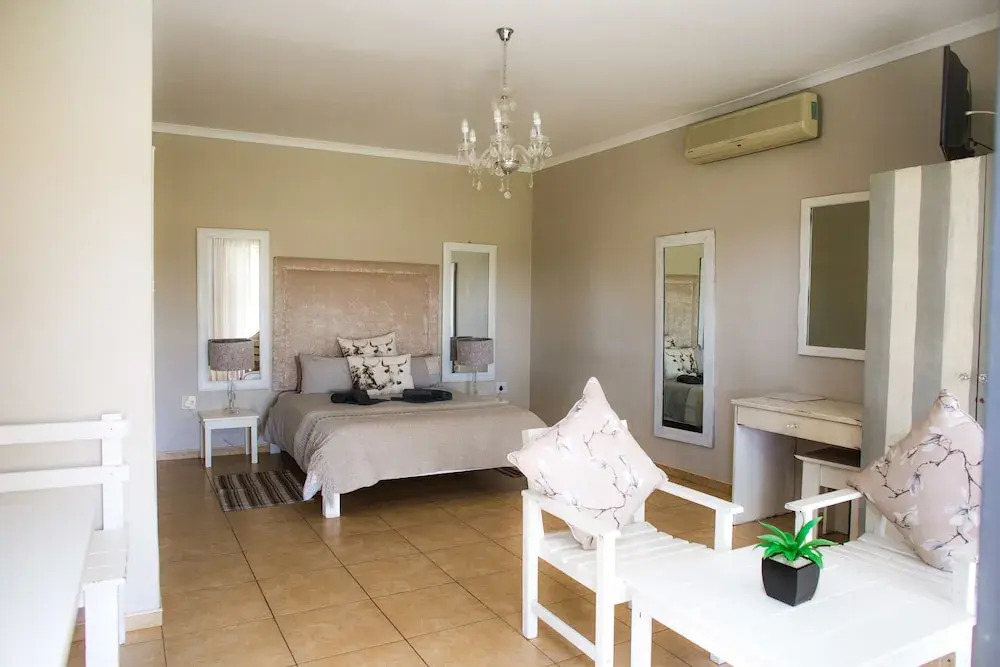 Heja Game Lodge