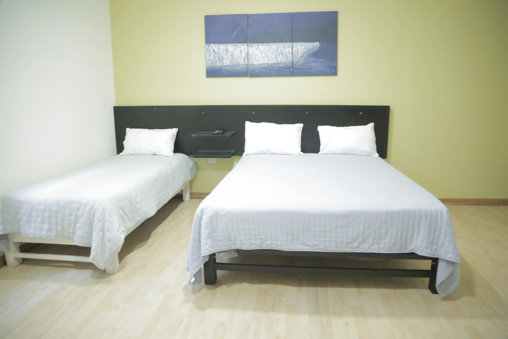 Miraflores Rooms