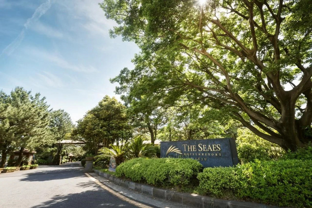 The Seaes Hotel & Resort
