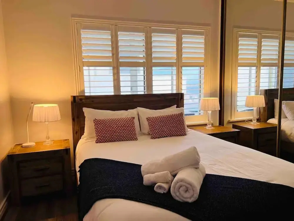 Unwind Esplanade Beach Escape No 5