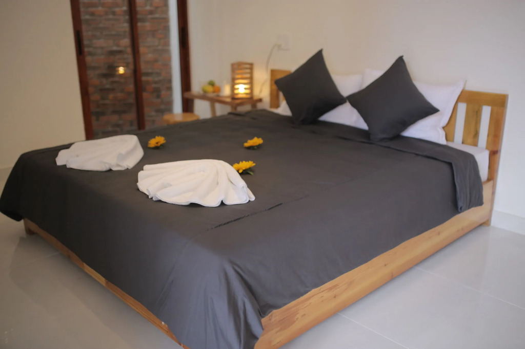 Hue River Side Villa