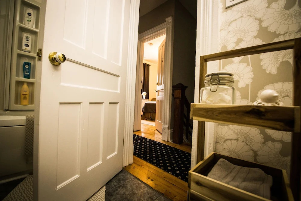 Arbour Garden Bed & Breakfast