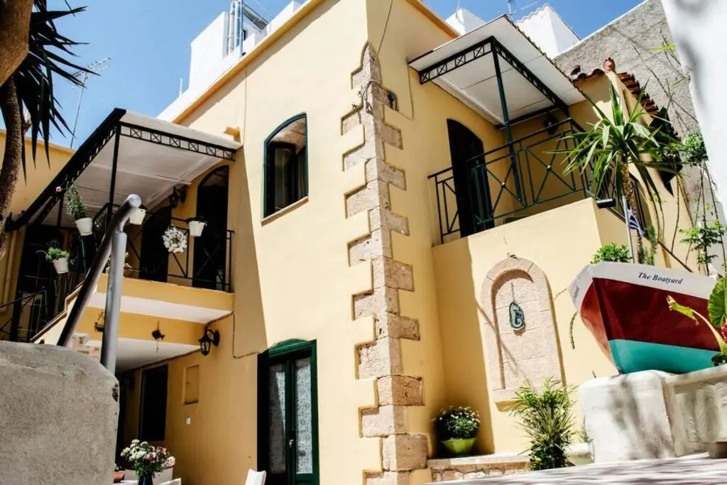 The Boatyard Luxury Studio Aegina Town