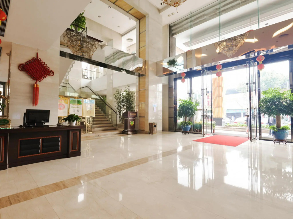 Vienna Hotel - Guangzhou South Railway Station Branch