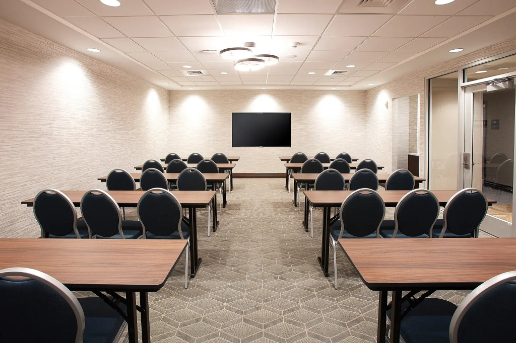 Holiday Inn Louisville Downtown by IHG