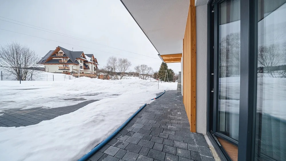 SKI Apartments, Sun & Snow