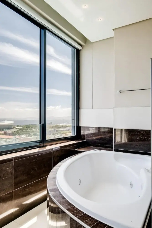 Top Urban Escape w Pool and Ocean View Villa Alexa