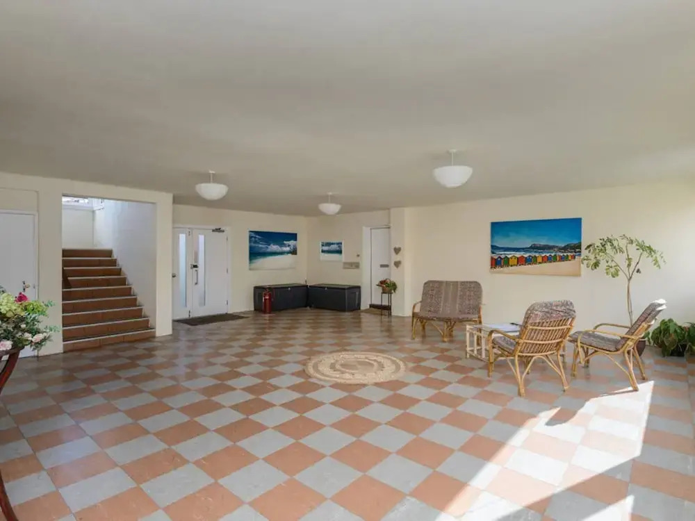 Corrin - Chic 1 Bedroom Apartment