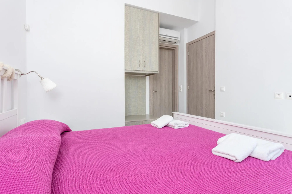 Villa Seahorse Large Private Pool Walk to Beach Sea Views A C Wifi Eco-friendly - 2639