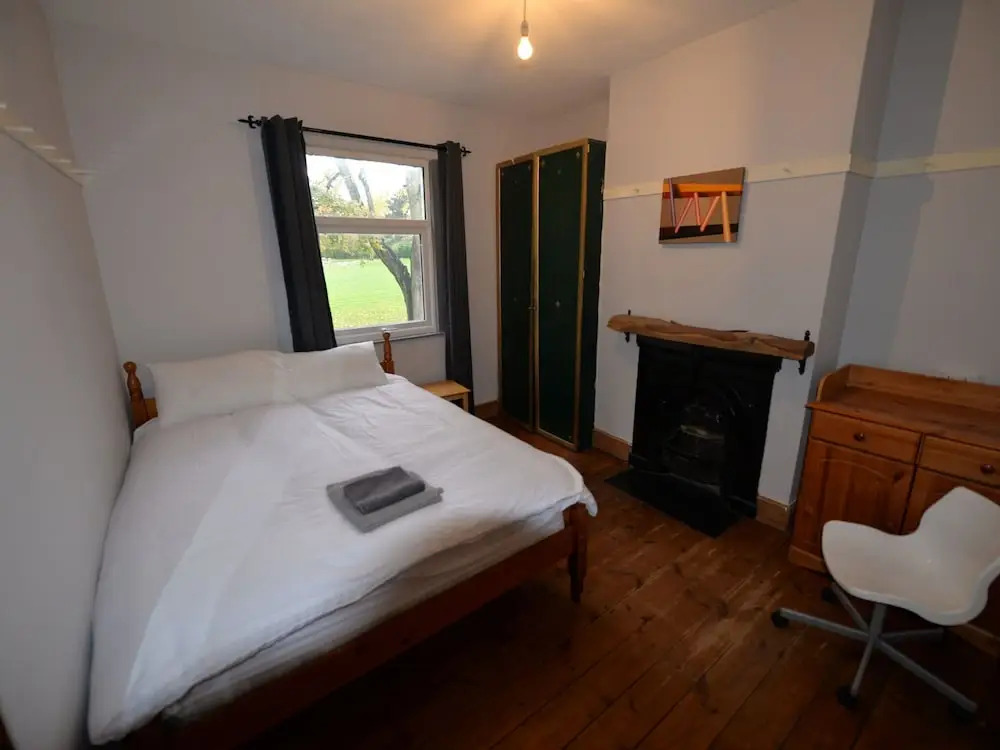Alluring Holiday Home in Coventry near Herbert Art Gallery
