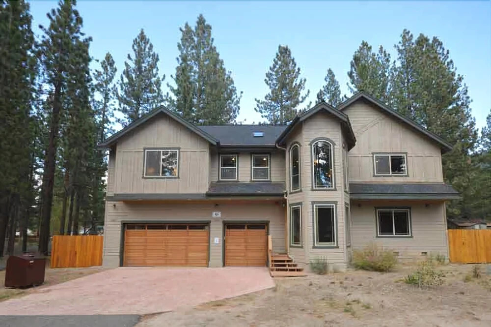 1357 Gilmore by RedAwning