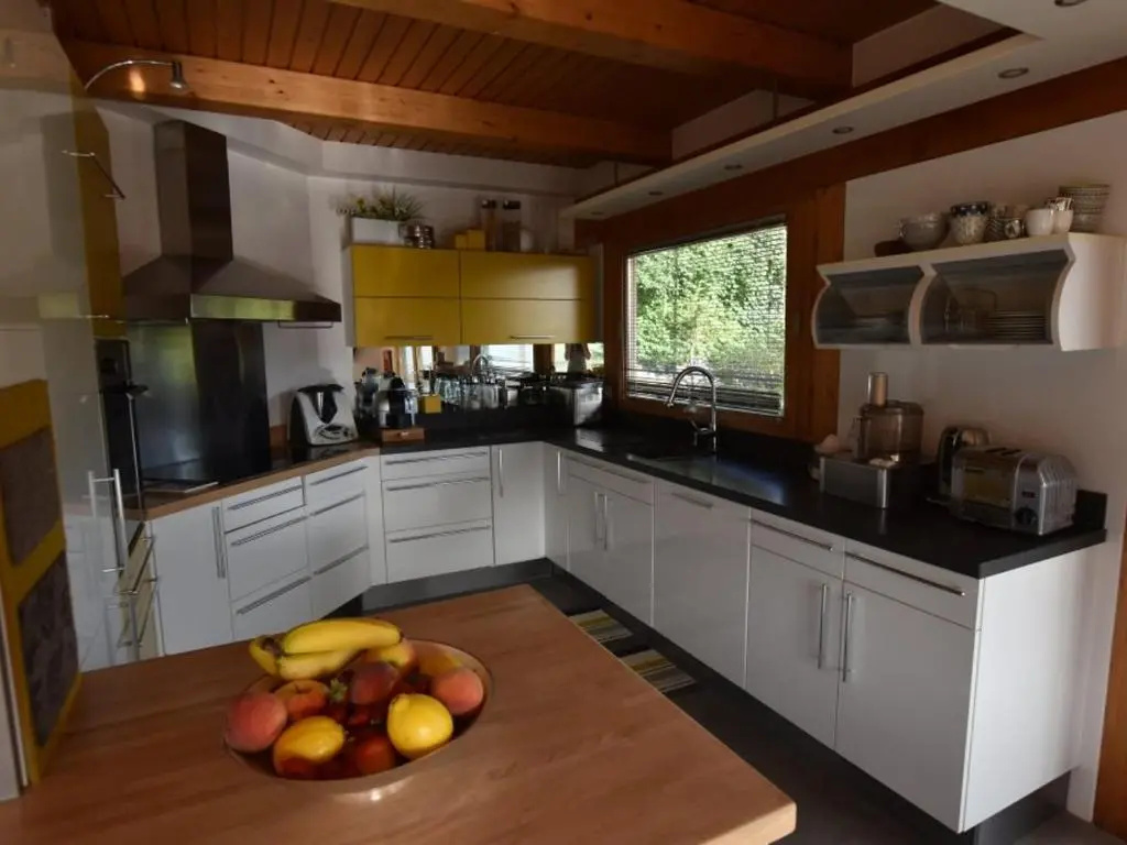 Chalet spacieux, skis aux pieds avec sauna, jacuzzi et salle de sport, proche centre et pistes - FR-1-467-68
