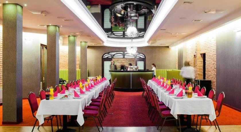Hotel Viki