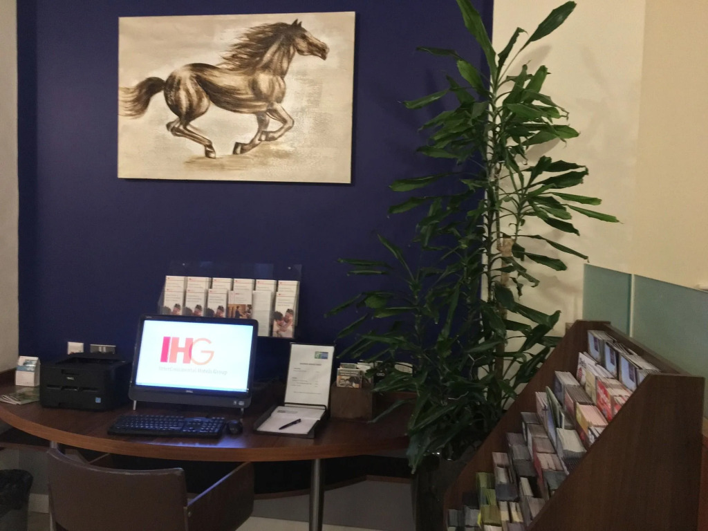 Holiday Inn Express Cheltenham by IHG