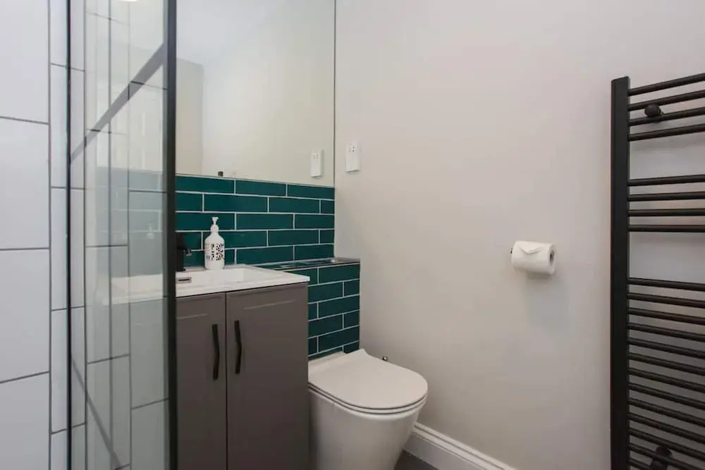 Lovely 2 Bedroom Flat Near Whitechapel Station