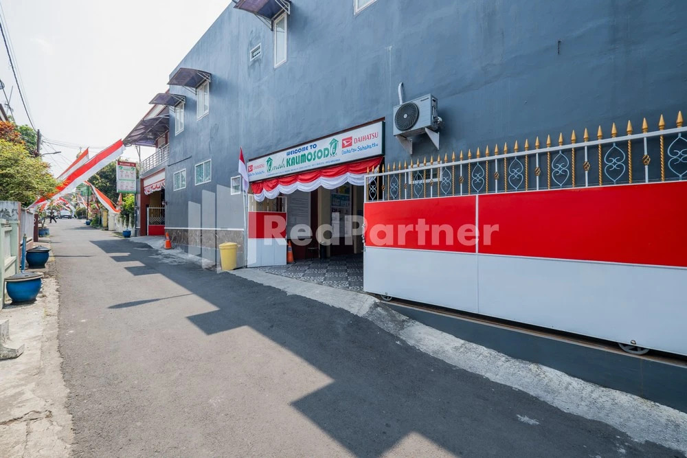 Omah Kalimosodo Mitra RedDoorz near Stasiun Malang Kota Baru