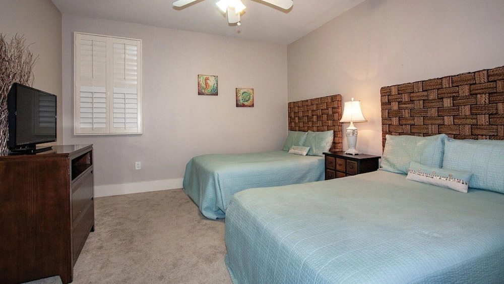 Two-bedroom With Breathtaking Views - Unit Crd0309