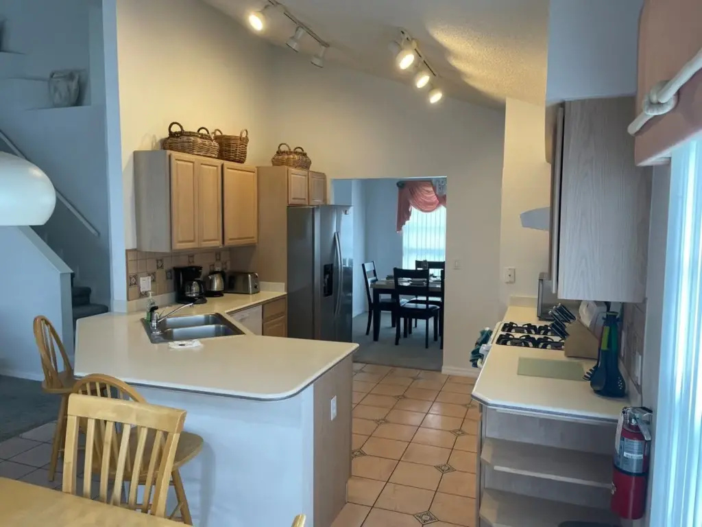 Fabulous 4 Bed South Facing Lake View Near Disney, Kissimmee, US