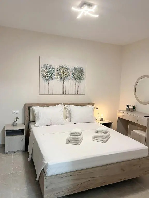 Clio Luxury Apartments