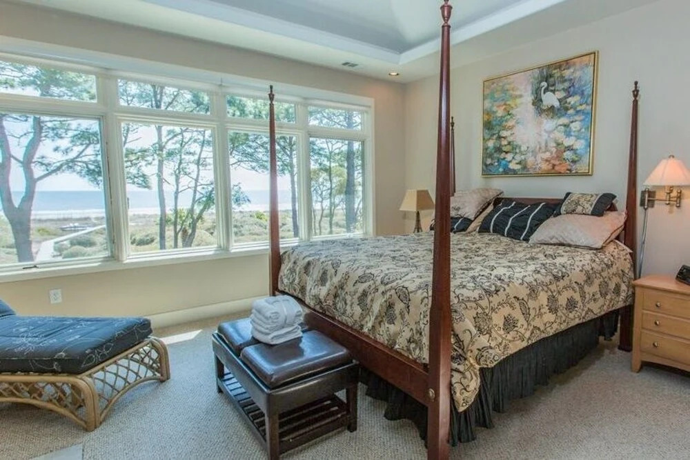 All-Suite Oceanfront Oasis W/ Pool & Hot Tub Home
