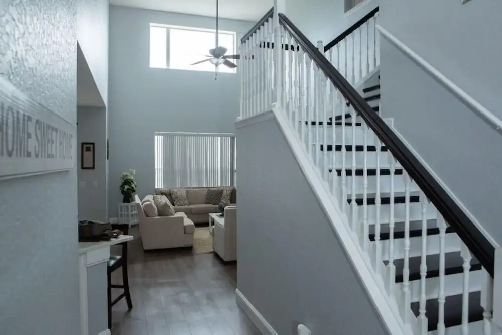 Perfect For Your Family! 4 Bedroom Villa by Redawning