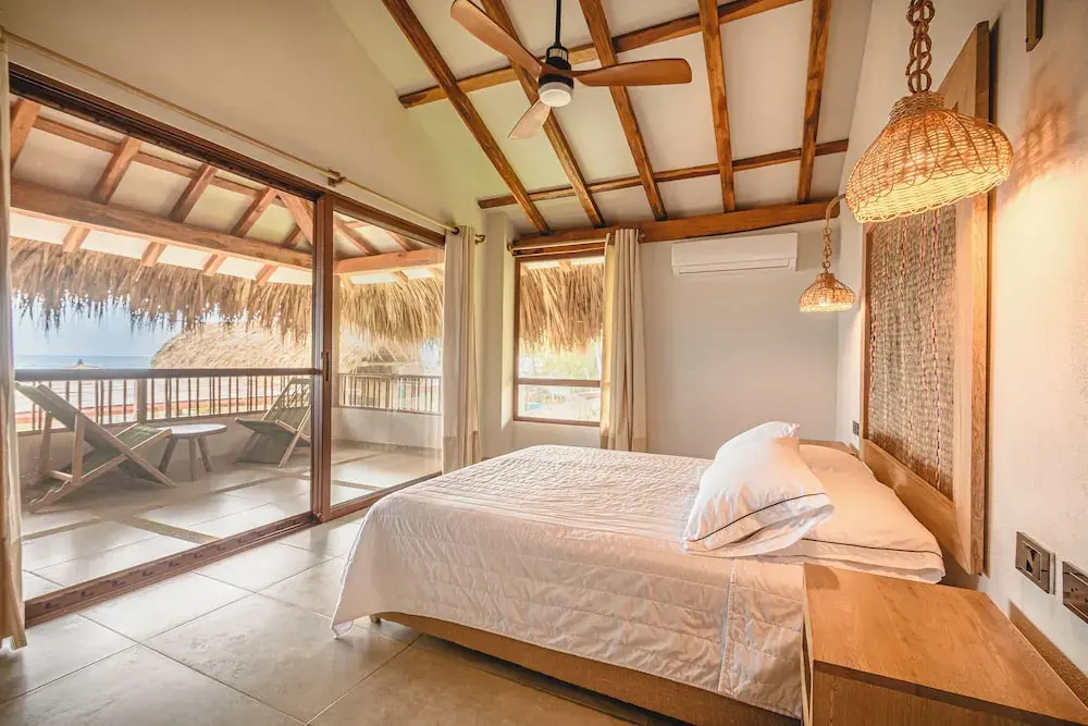 Senda Kokkos Beach Tayrona