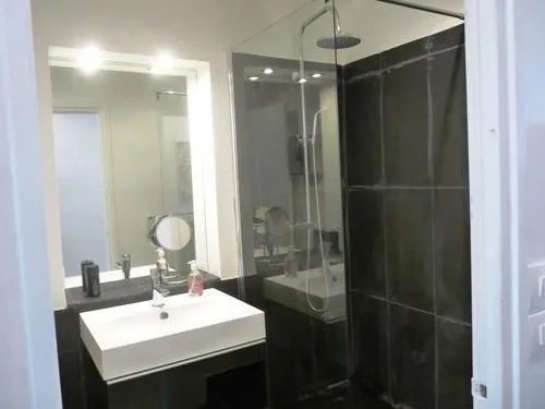 Gazaniere One Bed