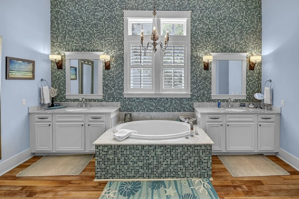 "emerald Tide" pool Golf Cart 4br/4.5ba/bonus Bunk Sleeps 12 4 Bedroom Home by RedAwning