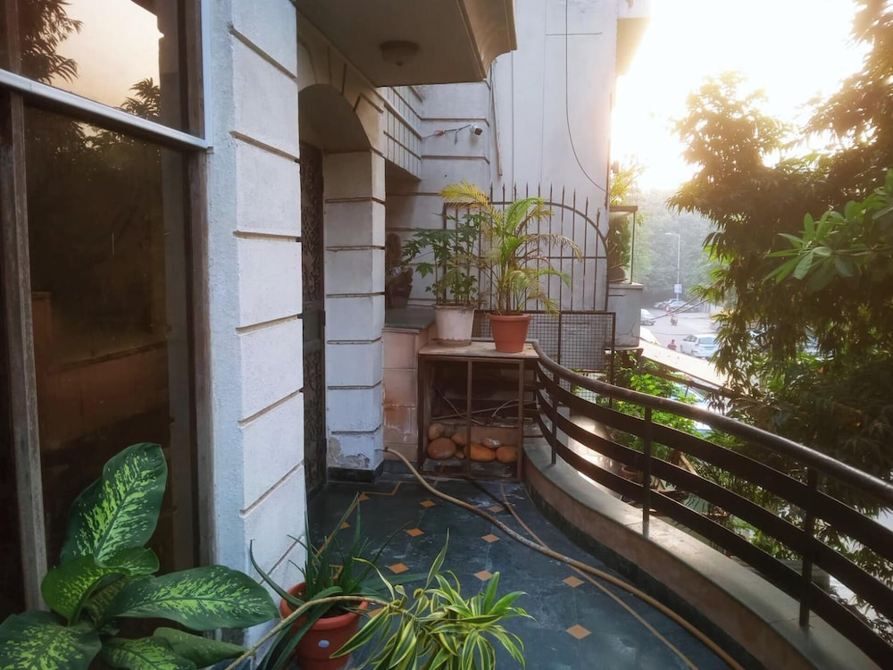 3 Bed Apartment Sleeps 6 With Parking