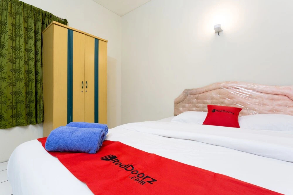 Hotel Sanira By RedDoorz
