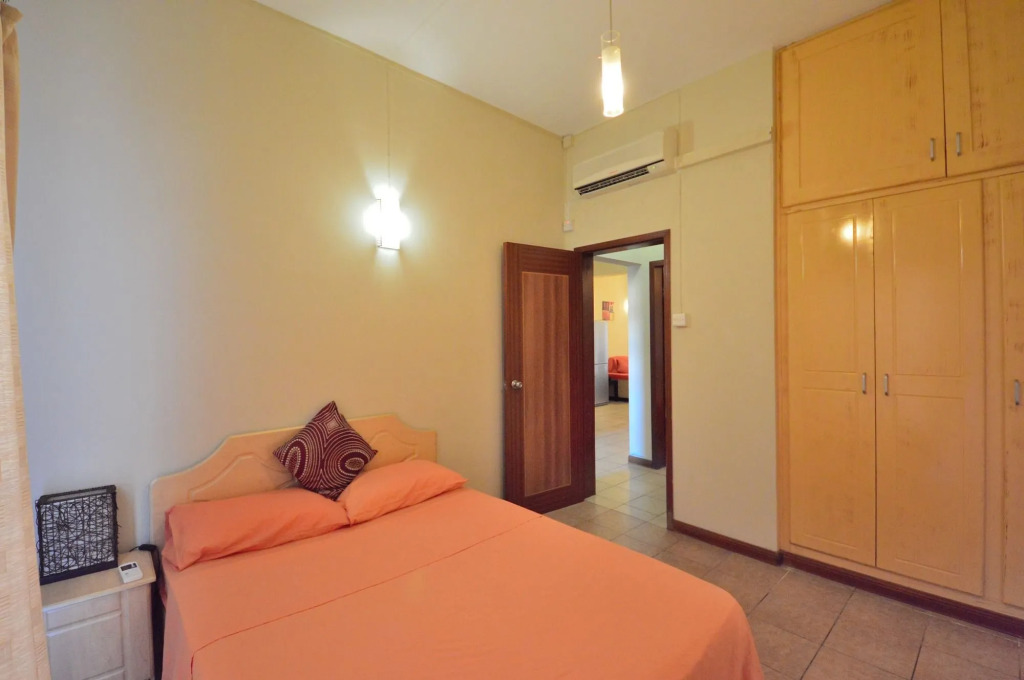 Paradya Beach Apartments
