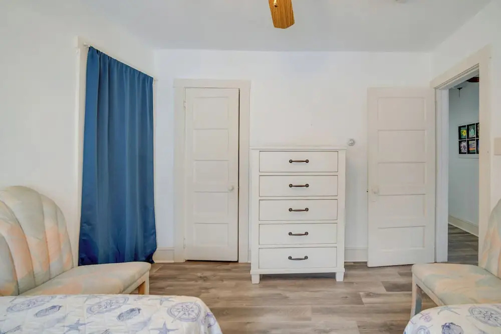Pet-friendly Apartment in Wildwood < 1 Mi to Beach