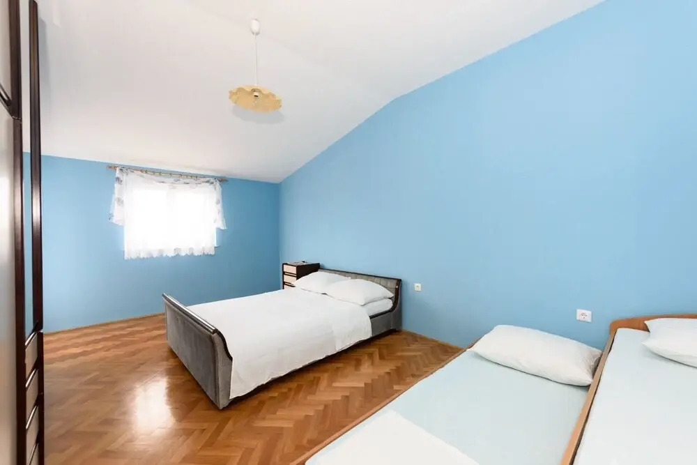 Vese - 100 m From Beach - A3